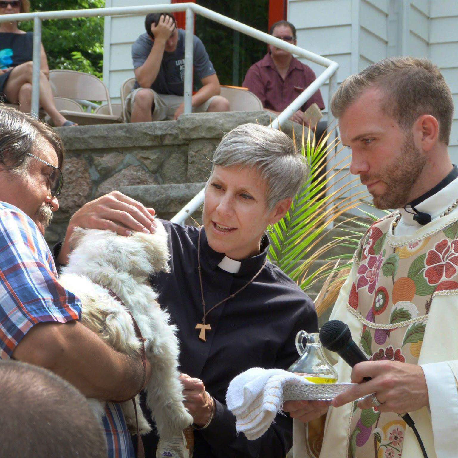 Ginny Mikita, then a certified candidate for a deacon, co-officiates at a blessing of the animals with the Rev. Benjamin Hutchison at Cassopolis (Mich.) United Methodist Church. Photo courtesy of Mikita