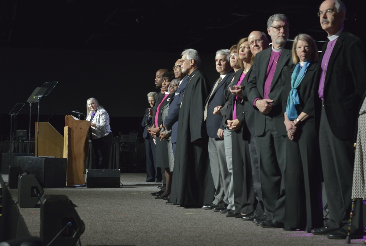 Bishop Mary Ann Swenson introduces representatives from Pan-Methodist Churches during a May 17 worship service at the 2016 United Methodist General Conference in Portland, Ore. Photo by Paul Jeffrey, UMNS. 