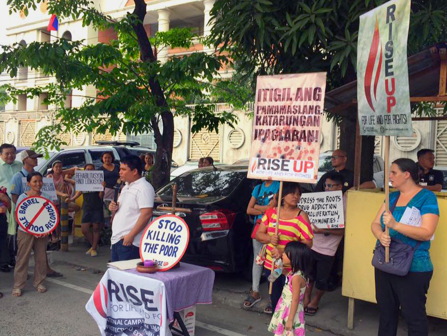 The Rise Up for Life and for Rights movement held a protest outside the Office of the Ombudsman in Manilla, Philippines. United Methodists are among the leaders of the alliance of human rights lawyers, civic organizations and victims of the extrajudicial killings to rise up for justice. Photo courtesy of Rise Up for Rights and For Life.