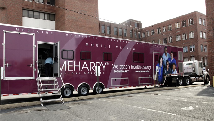 The Meharry Medical College mobile dental clinic allows supervised student dentists to provide care in underserved areas. Photo courtesy of Meharry Medical College.