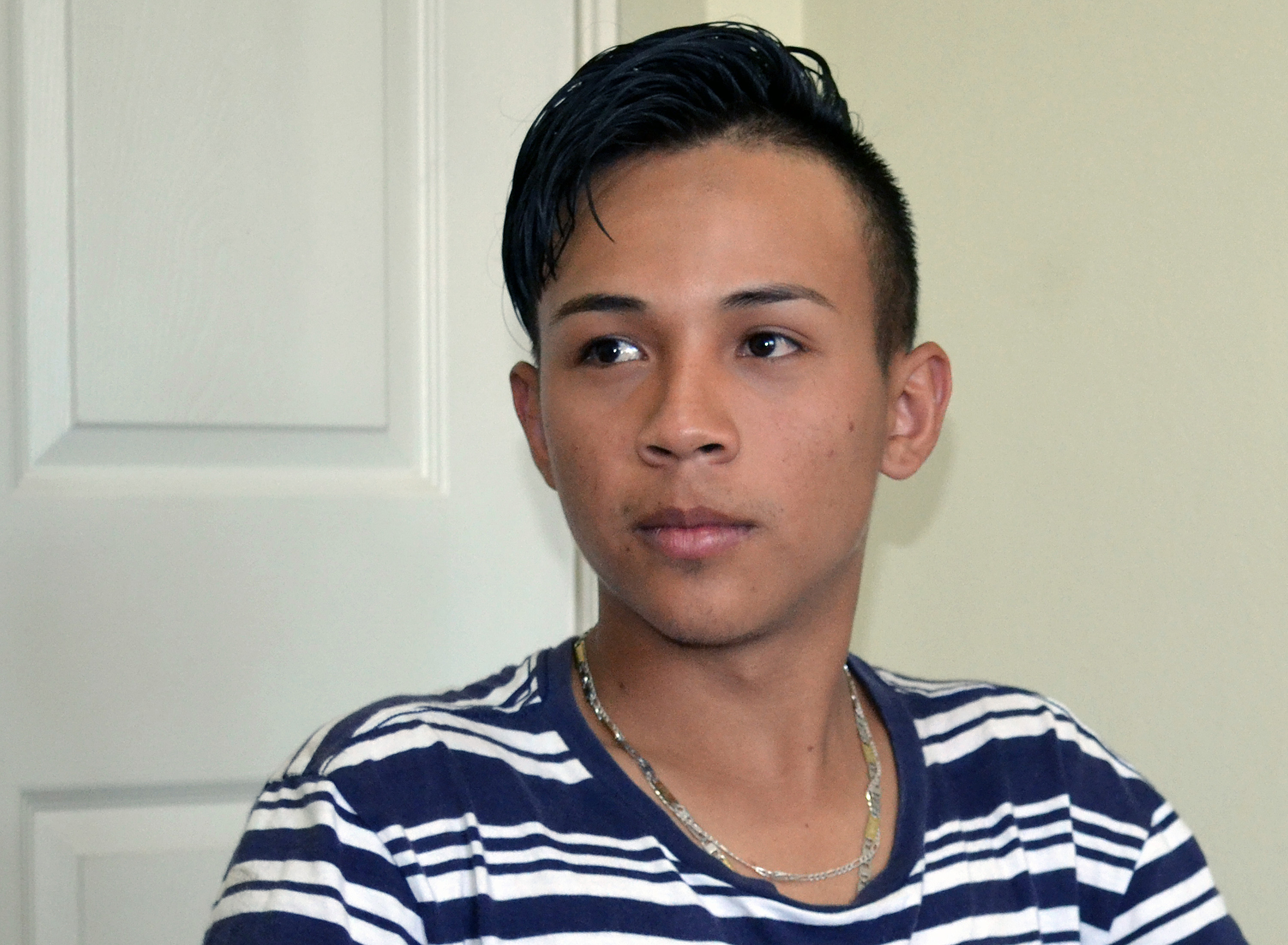 Fernando, 19, relates his experience fleeing gang violence in Tegucigalpa, Honduras, and trying to make his way to the United States. Photo by Carlos Reyes, UMNS-NPHLM.