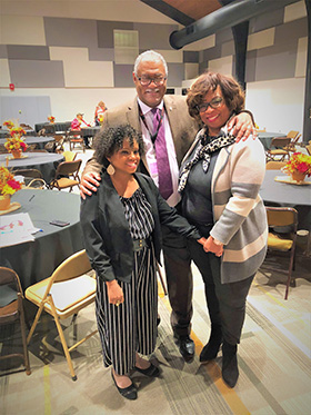 Bishop Julius C. Trimble and his wife, Racelder Grandberry-Trimble (right), meet with Hydeia Broadbent, international AIDS activist, during the Breaking Barriers Global AIDS Conference in Indianapolis. Photo by Crystal Caviness. Photo by Crystal Caviness, United Methodist Communications.