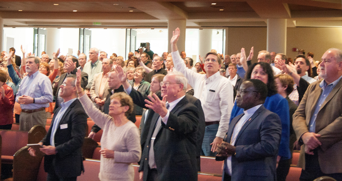 More than 2,500 people joined the Wesleyan Covenant Association’s gathering at Mt. Bethel United Methodist Church and in 105 simulcast sites. The association represents 125,000 people in 1,500 churches. Photo by Kathy L. Gilbert, UMNS.