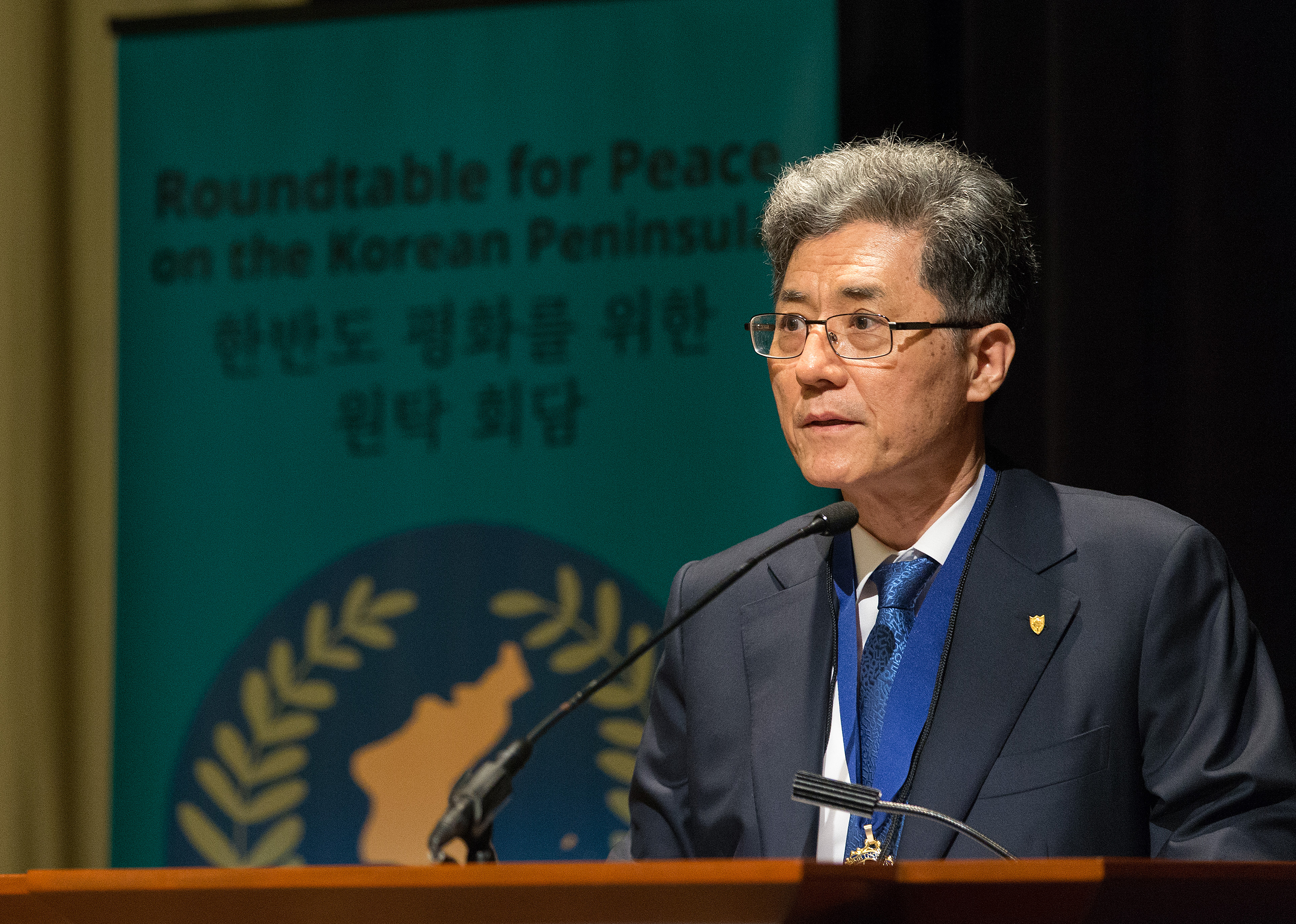 The Rev. Jong Chun Park brings greetings from the World Methodist Council to the Roundtable for Peace on the Korean Peninsula meeting in Atlanta. Photo by Mike DuBose, UMNS.
