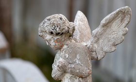 Graveyard angel. Photo by Mike DuBose, UMNS