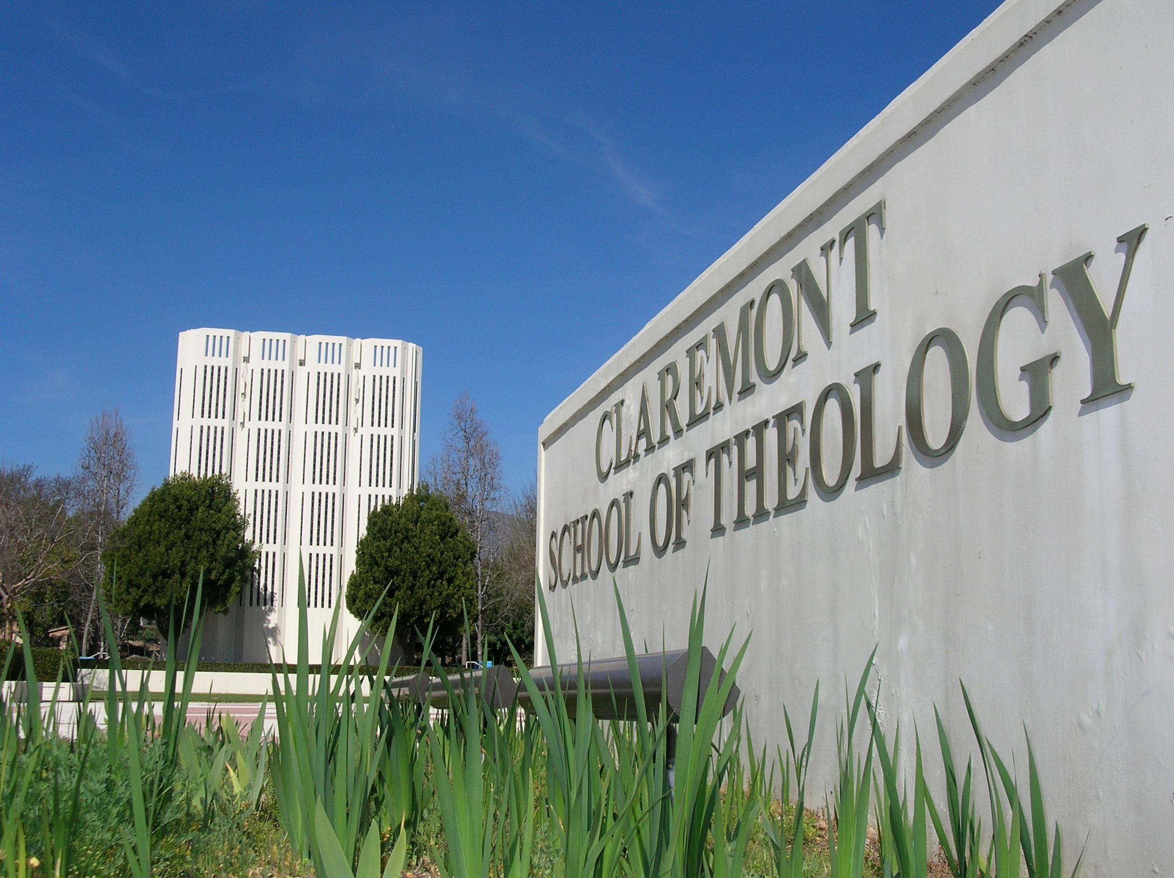 Claremont School of Theology, in Claremont, California, had been on warning status by its accrediting agency, but the warning has been removed due to improvements in enrollment, finances and other areas. The United Methodist seminary is planning a cost-saving move to Willamette University in Salem, Oregon. Photo courtesy of Claremont School of Theology.