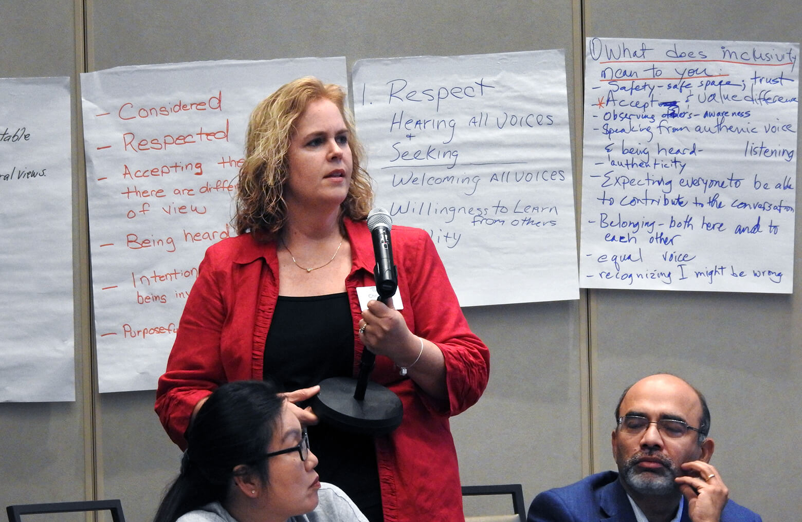 Christine Dodson asks a question at the General Council on Finance and Administration board meeting on July 18 in Dallas. Dodson serves as vice president of GCFA’s board and is treasurer of the North Carolina Conference. She and fellow board members discussed reduced giving across the church since General Conference 2019, a contentious event that underscored the church’s divisions over how accepting to be of homosexuality. Photo by Sam Hodges, UM News.