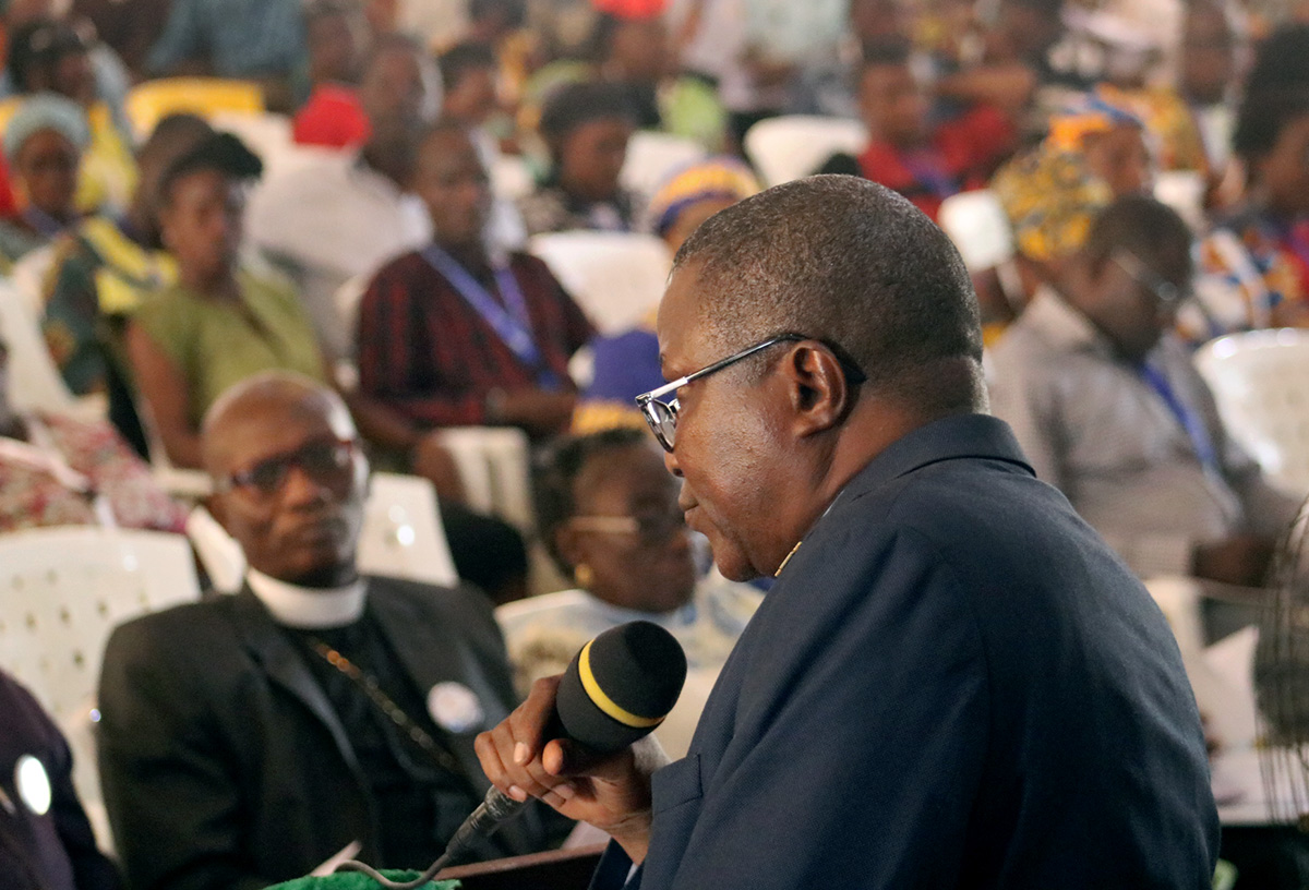 Bishop Samuel J. Quire Jr. leads discussion at a meeting of the Liberia Annual Conference in Ganta. The conference approved a resolution calling for changes to the Protocol of Reconciliation & Grace through Separation, one of the plans headed to the 2020 United Methodist General Conference. Photo by E Julu Swen, UM News.