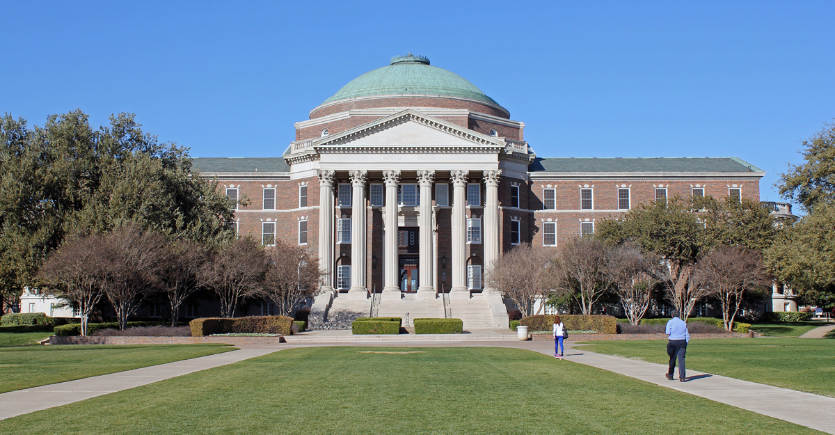Os curadores da Universidade Metodista do Sul, em Dallas, votaram para remover o bispo metodista unido Scott Jones do seu conselho depois que ele ingressou no processo da Conferência Jurisdicional da Central Sul contra a escola. Foto cedida por Wikimedia Commons, Creative Commons.