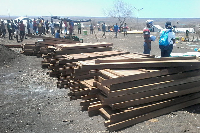 The United Methodist Committee on Relief is providing materials to build temporary shelters for thousands of people who fled attacks by Islamist insurgents in the Cabo Delgado province of Northern Mozambique. Photo by Eurico Gustavo, UM News.