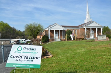 La Iglesia Metodista Unida (IMU) Lennon-Seney lidera el camino en la obtención de vacunas para una comunidad marginada en Knoxville, Tennessee. Foto cortesía de la Conferencia Anual de Holston. La Iglesia Metodista Unida (IMU) Lennon-Seney lidera el camino en la obtención de vacunas para una comunidad marginada en Knoxville, Tennessee. Foto cortesía de la Conferencia Anual de Holston.
