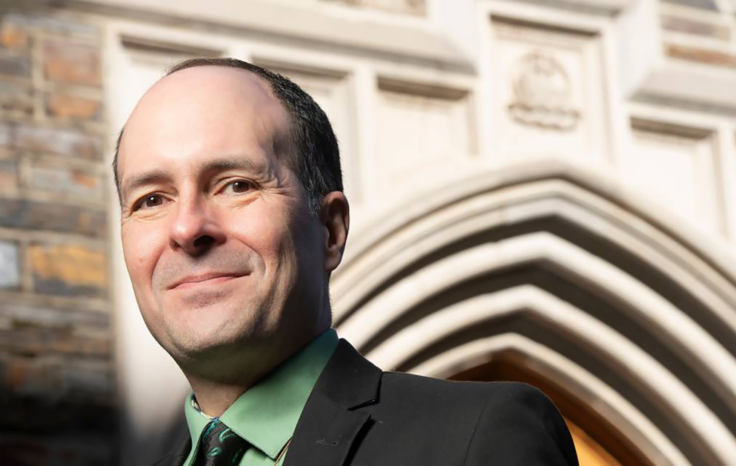 Em 1º de julho, Edgardo Colón-Emeric iniciou seus mandatos como reitor e C. Kavin Rowe como vice-reitor da Escola de Teologia Duke.