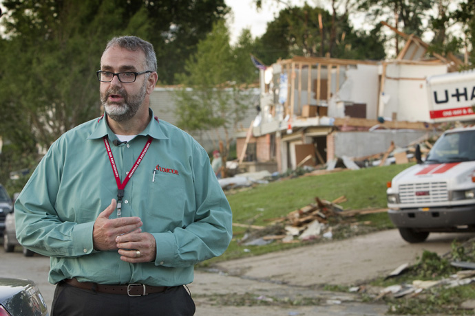 The Rev. Tom Hazelwood, who led the U.S. disaster response program of the United Methodist Committee on Relief from 1998 to 2013, discusses United Methodist disaster relief in Sedalia, Mo., in 2011. Hazelwood was at ground zero a week after the Sept. 11, 2001, terrorist attacks. File photo by Mike DuBose, UM News.