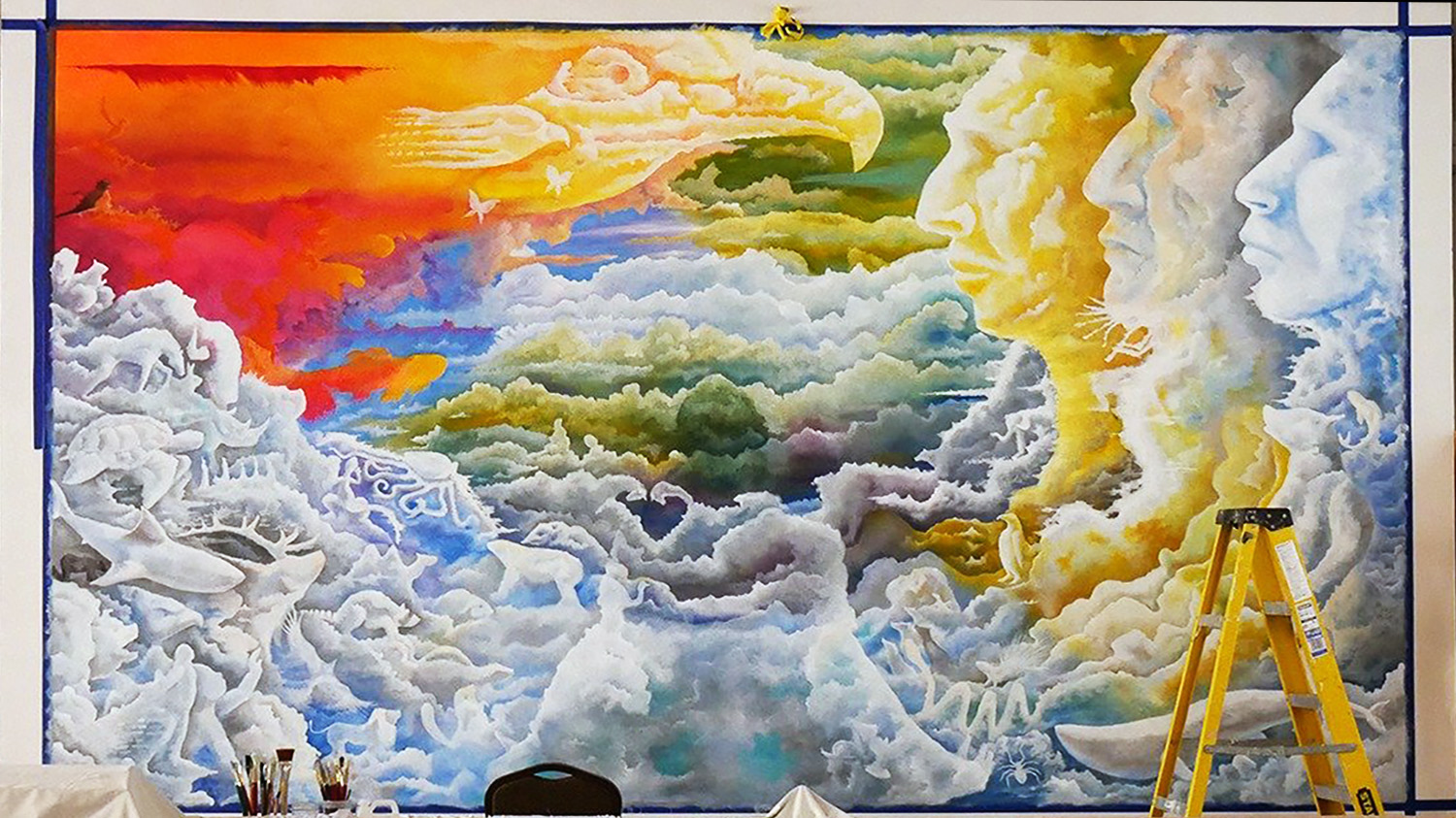 El mural se ha convertido en una pieza central en la adoración de la comunidad de La IMU Indígena de Dallas, que está compuesta por nativos/as americanos/as de una amplia variedad de tribus y naciones. Foto cortesía de la Conferencia Anual del Norte de Tejas