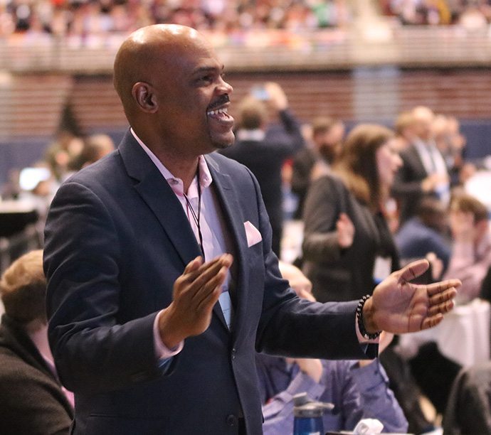 The Rev. Junius Dotson sings during worship at the 2019 General Conference in St. Louis. The late Dotson, who died Feb. 25, 2021, will be remembered during a Feb. 24 webinar with family, friends and colleagues reflecting on his ministry and legacy. Photo courtesy of Discipleship Ministries.