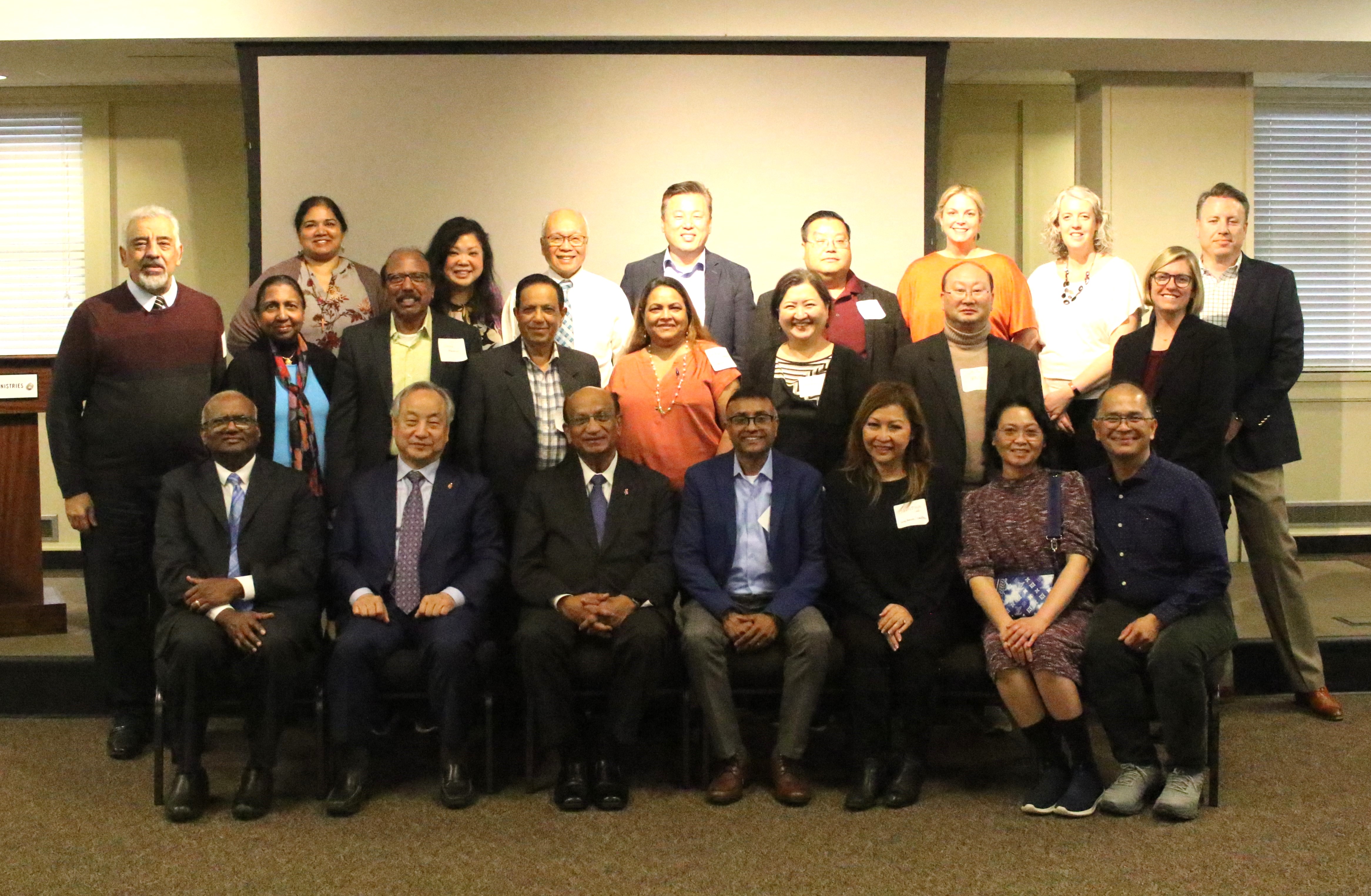 연합감리교 공보부는 아시안을 대상으로 한 설문 조사 및 전도와 소통과 관련한 사역을 하는 목회자와 평신도를 모아 아시안 리더 패널을 진행할 예정이다. 사진은 지난 3월 2일 내쉬빌에서 열린 새연합감리교아시안연맹 결성식에 모인 사람들로, 새연합감리교아시안연맹은 12개의 아시아계 민족으로 구성되어 있다. 사진, 김응선 목사, 연합감리교뉴스.