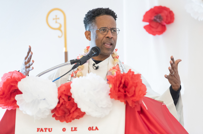 Bishop Cedrick Bridgeforth gives the sermon during the chartering service for Ola Toe Fuataina United Methodist Church. Photo by Mike DuBose, UM News.