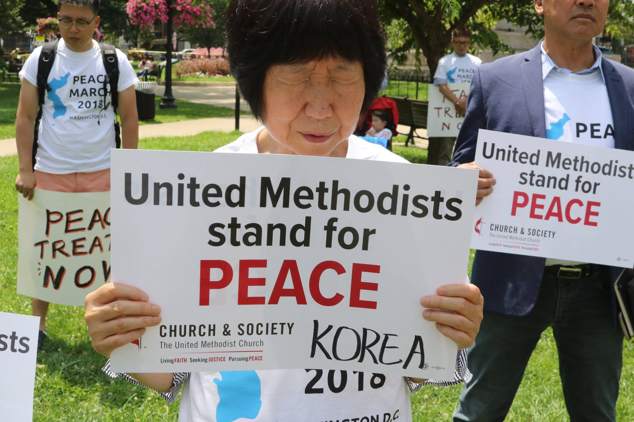 2018년 7월 26-28일 워싱톤 DC에서 열린 한반도평화축제에 모인 사람들이 한반도의 평화를 촉구하고 있다. 사진, 김응선 목사, 연합감리교뉴스.  