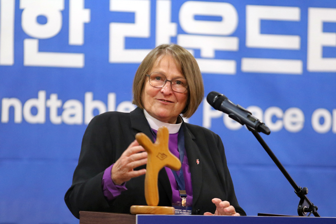 Retired United Methodist Bishop Rosemarie Wenner of Germany gives a speech on "Overcoming Divisions and Working for Peace” on Aug. 29 during the Fourth Roundtable for Peace on the Korean Peninsula in Seoul, South Korea. Wenner, who is Geneva Secretary of the World Methodist Council, shared the experience of the German church, which played a major role in the reunification of Germany before and after the fall of the Berlin Wall in 1989. Photo by the Rev. Thomas E. Kim, UM News.