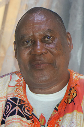 Georges Nshimirimana est le chef du parti au pouvoir dans la province de Gitega au Burundi, où il sert en tant que leader laïc Méthodiste Uni et président national de l’Organisation des Hommes Méthodistes Unis. Photo de Isaac Broune, UM News.