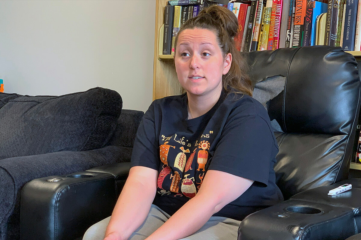 Haleign Baker dijo que perdió casi todo, incluida su hija, debido a la adicción a las pastillas y al alcohol. Vivir en la Casa de Rehabilitación para Mujeres “Paloma” en Indianápolis, le ha dado esperanza para el futuro. Foto de Joey Butler, Noticias MU.