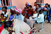 Pacientes para consultas externas aguardam pelo atendimento em Hospital municipal do Luquembo, Malanje. Foto de João Nhanga, notícias da MU. Pacientes para consultas externas aguardam pelo atendimento em Hospital municipal do Luquembo, Malanje. Foto de João Nhanga, notícias da MU.