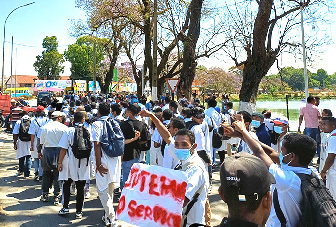Medical interns march in protest in Antananarivo, Madagascar, demanding a salary increase and improvements to the country’s public healthcare system. Their strike is part of the broader Generation Z movement, which started Sept. 25 as thousands of young people flooded the streets of Antananarivo to protest water shortages, power cuts and worsening poverty. Photo by Rakotoarivony Esdras, UM News.
