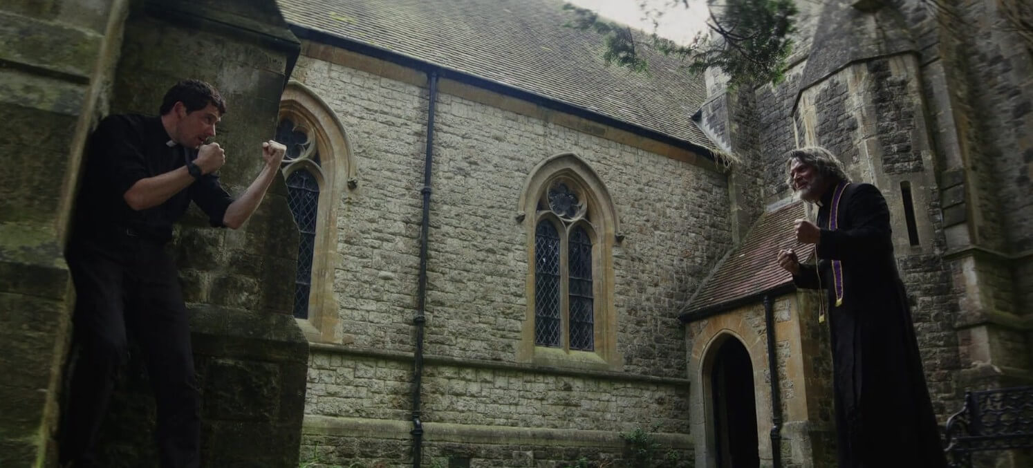 영화 <나이브스 아웃: 웨이크 업 데드 맨(Knives Out - Wake up Dead Man)> 트레일러의 한 장면 갈무리. 출처, IMDb.