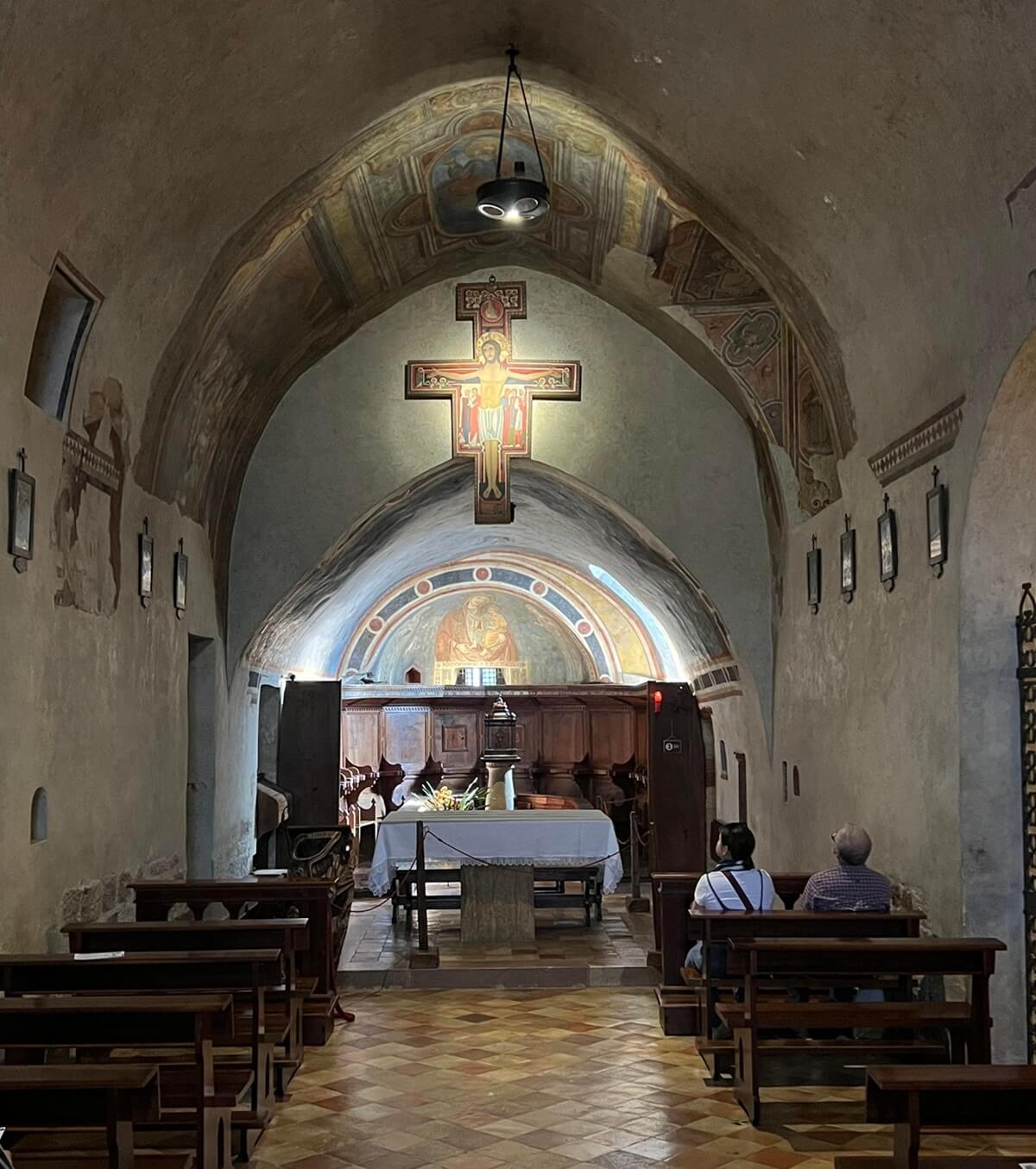 성 다미아노’(San Damiano) 채플 내부 전경. 사진 제공, 이형규 목사.