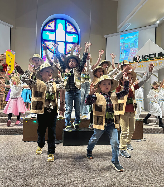 Children give a presentation at Aldersgate United Methodist Church, a politically diverse congregation in Wichita, Kansas. “Everybody is welcome in this church and everybody’s loved,” says the Rev. Mitch Reece, senior pastor. Photo courtesy of Aldersgate United Methodist Church.