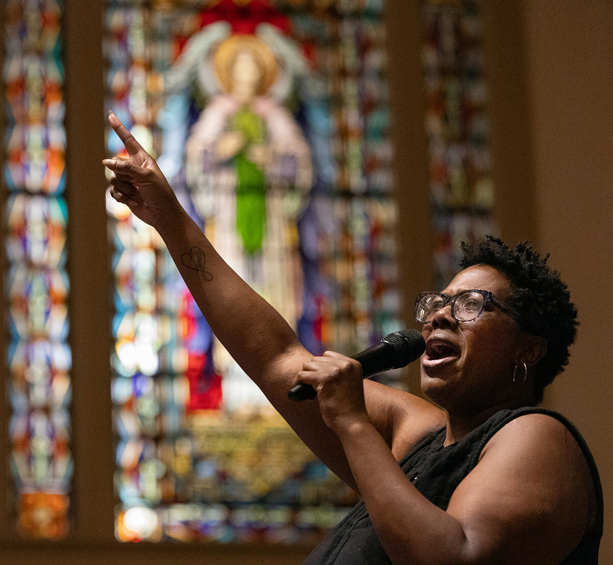 LaShanda Evans sings during the Fusion 2026 Worship Music Conference at Belmont United Methodist Church in Nashville, Tenn. Evans is the worship team coordinator for United Methodist Discipleship Ministries, which sponsored the event.